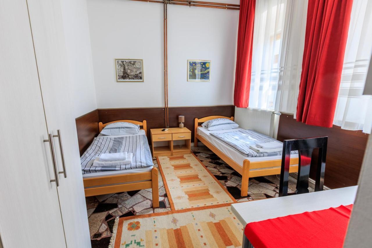 Apartments Villa Kobilj Banja Luka Eksteriør billede